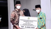 Wabup Beri Bonus Kepada Kafilah Ketapang Juara MTQ Ke XXIX Tingkat Provinsi Kalbar