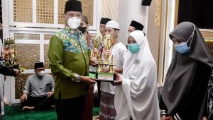 Wabup Ketapang : Isra Mikraj Merupakan Peristiwa Penting Bagi Umat Islam