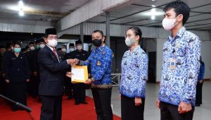 Heronimus Tanam Mewakili Bupati Lantik 45 Pejabat Fungsional