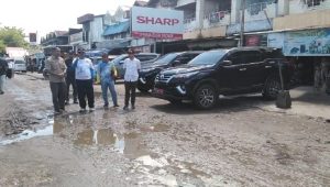 Bupati KKU Akan Perbaiki Jalan Area Pasar Teluk Melano Tahun Ini