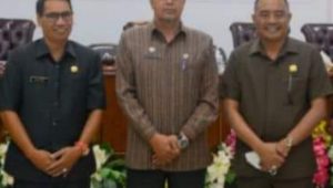 Pemkab Ketapang Hadiri Rapat Paripurna DPRD Ketapang