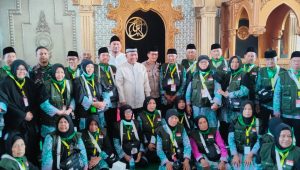 Lepas 71 Calon Jamaah Haji Kayong Utara Menuju Jeddah, Ini Pesan Bupati Citra