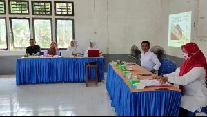 Mahasiswi Politeknik Aisyiyah Lakukan Penyuluhan Tentang Meningkat Kasus DBD Di Desa Pangkalan Buton