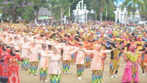 Pecahkan Rekor MURI, Bupati : Ini adalah hasil Karya Seluruh Masyarakat Kabupaten Ketapang