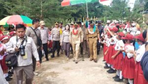 Bupati Resmikan Bukit Menanti jadi Objek Wisata Baru di Tumbang Titi 