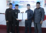 PJ Bupati Kayong Utara, dan DPRD Setujui Raperda APBD 2024 Menjadi Perda