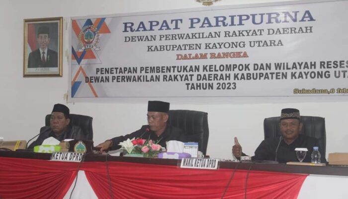 DPRD Kayong Utara menggelar Rapat Paripurna Dalam Rangka Pembentukan Kelompok dan Wilayah Reses Masa Persidangan Ke II Tahun 2022/2023