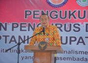Di Pelantikan PERHIPTANI Sekda Alexander Wilyo Tantang Penyuluh