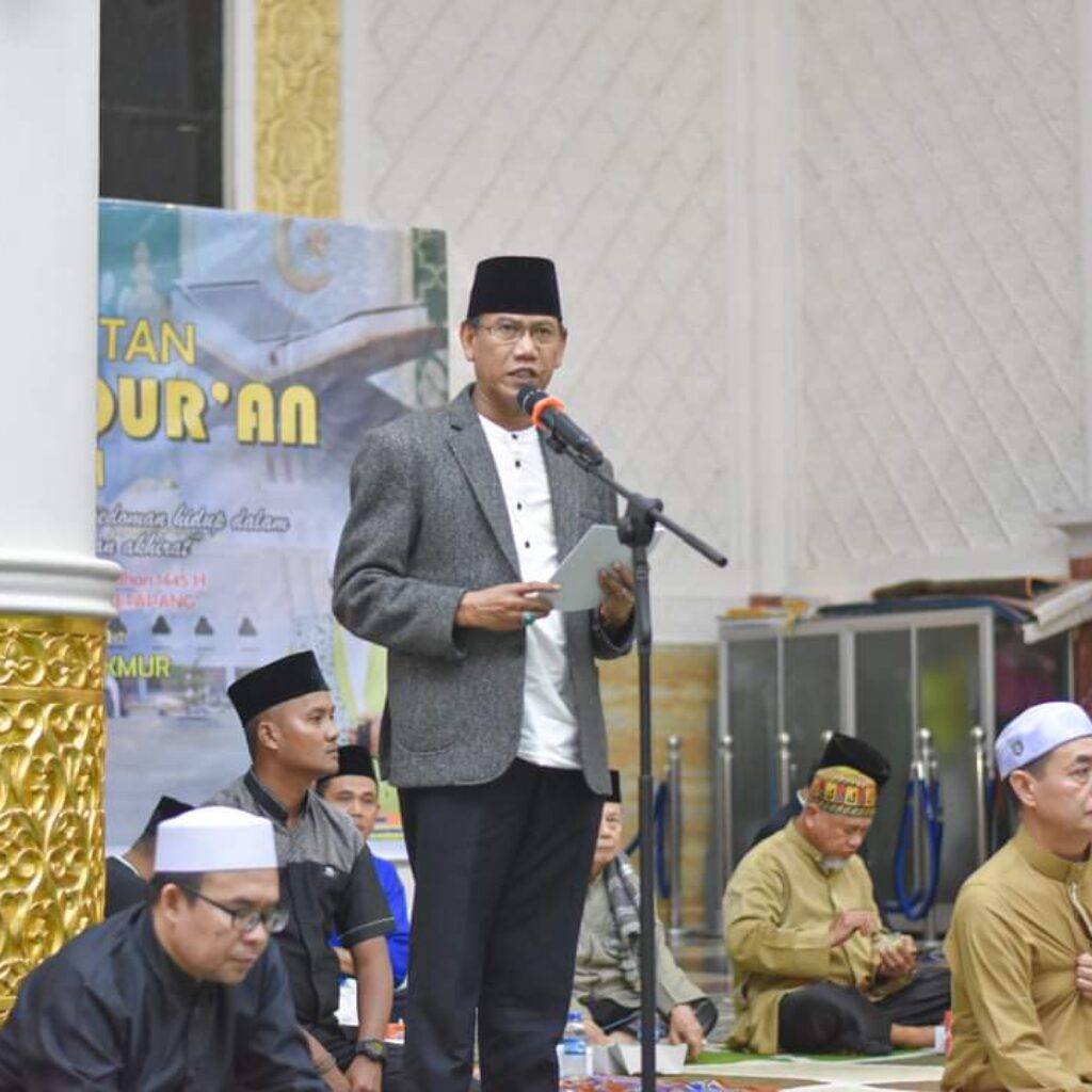 Wabup Ketapang Hadiri Peringatan Nuzulul Qur’an, Diadakan Pengurus Masjid Agung Al-Ikhlas Ketapang