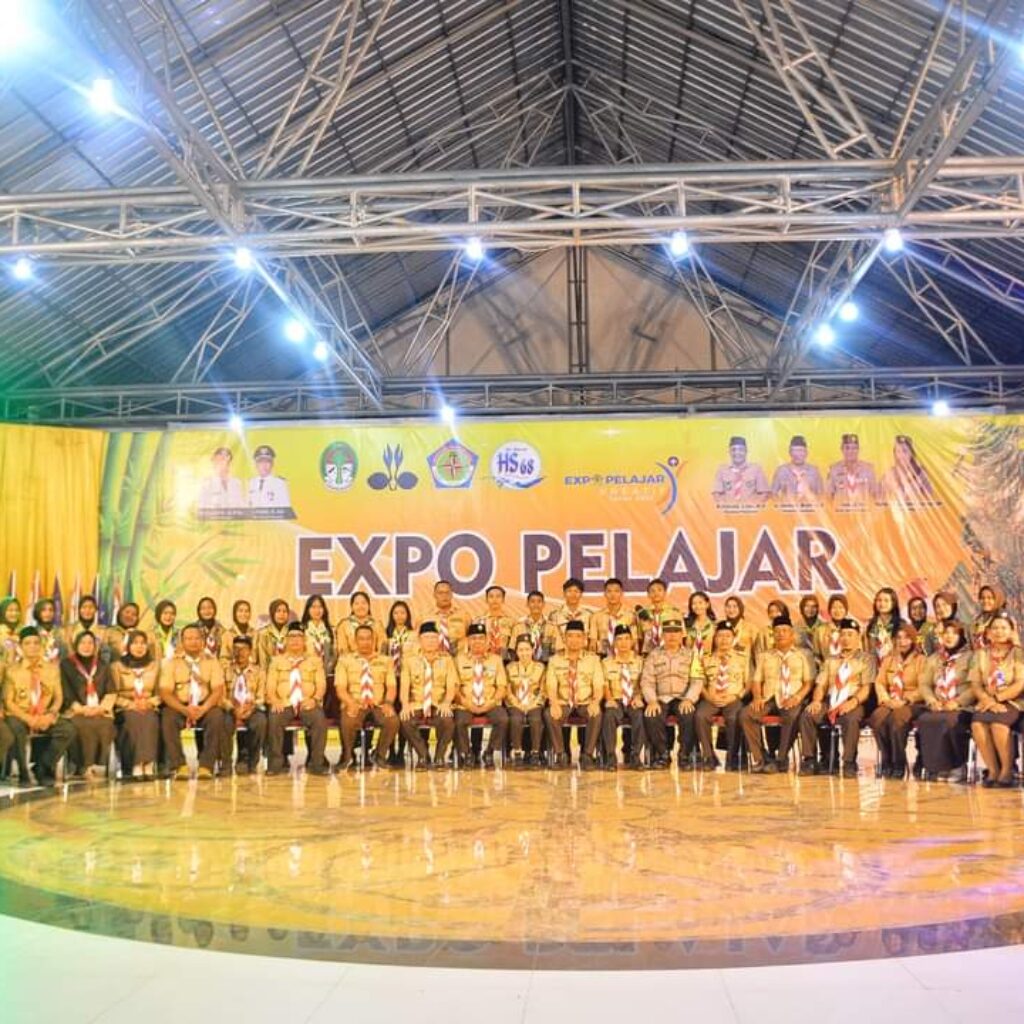 Staff Ahli Bupati Ketapang Buka Expo Pelajar Kreatif Tahun 2024