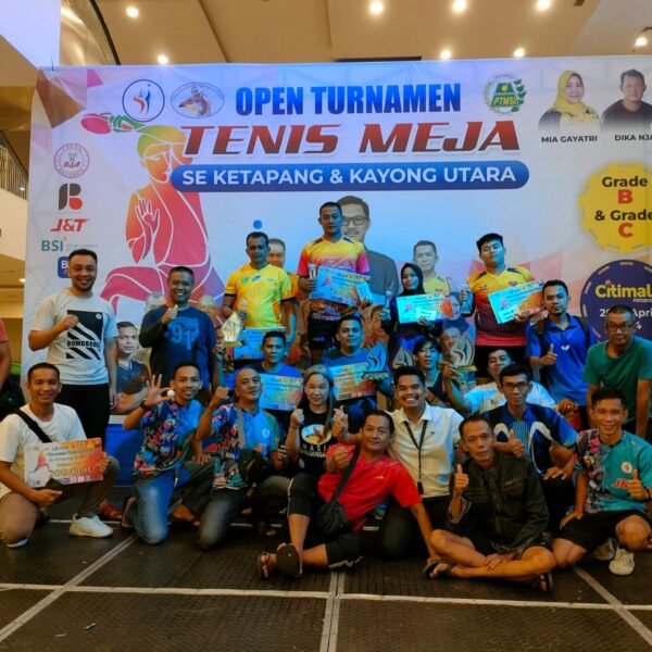 Kejuaraan open Tenis Meja SE Kabupaten Ketapang dan Kayong Utara resmi ditutup