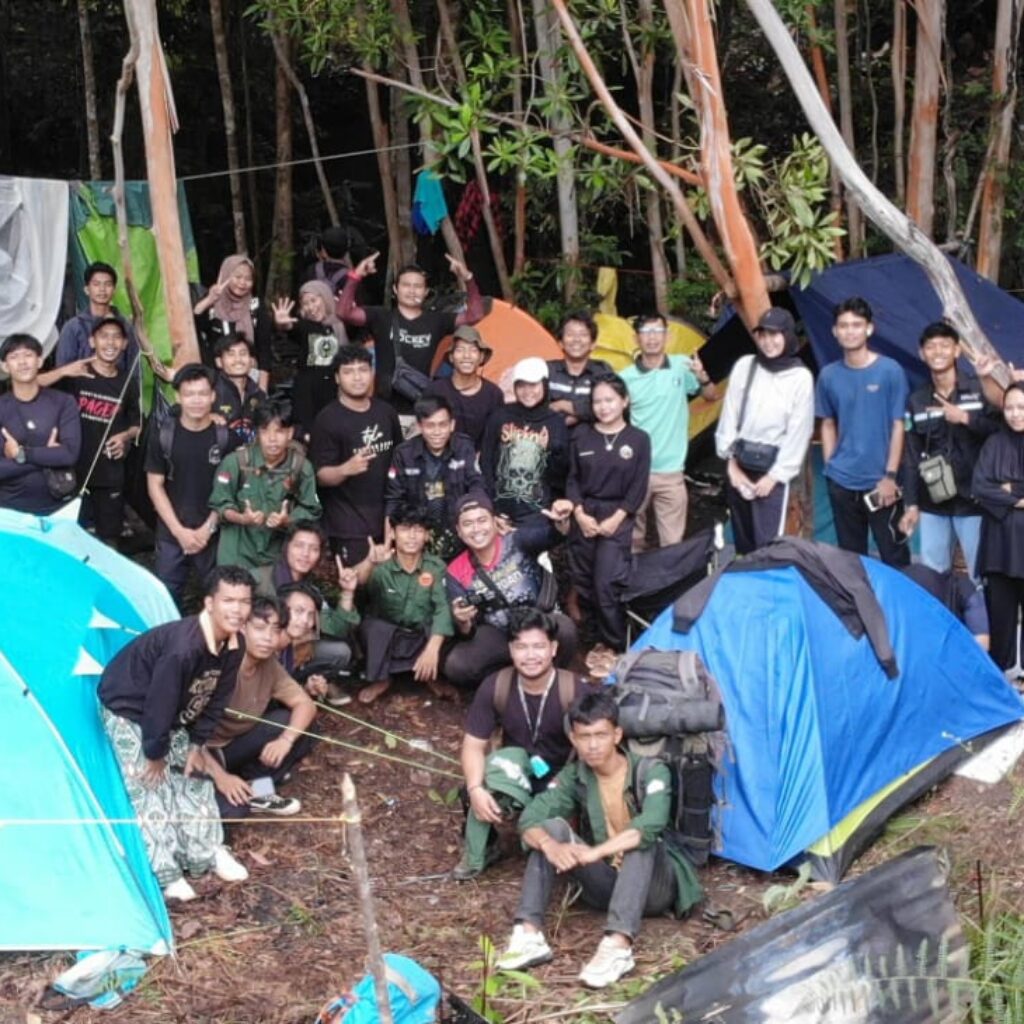 137 Peserta Camping meriahkan HUT Yayasan Afrindonesia dengan Penghijauan