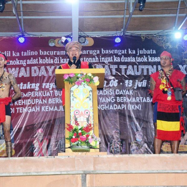 Gawai Nyapat Tahunan (GNT) XII SIMPANG HULU Di Hadiri Oleh Sekda Kab.Ketapang