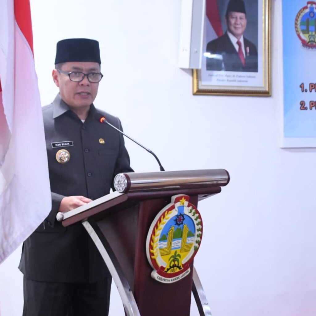 Bupati Romi Wijaya Sampaikan Dua Raperda Strategis dalam Rapat Paripurna DPRD Kayong Utara
