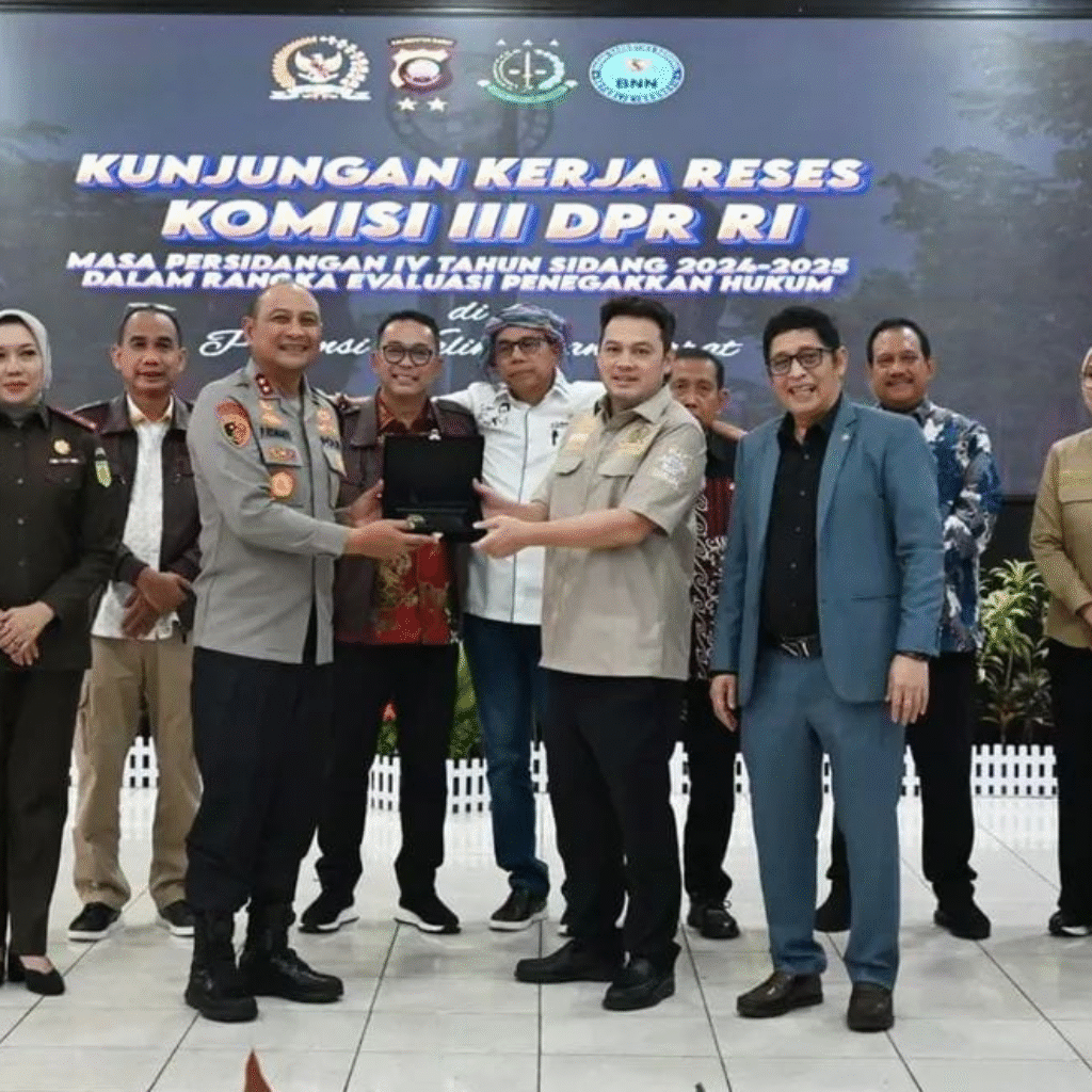 Gabungan Desa Lawan Perusahaan Sawit, ARUN DPD KALBAR Kawal Perjuangan Hukum Masyarakat