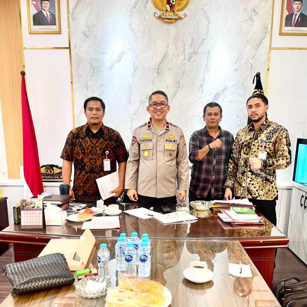 Tim Hukum DPP ARUN Jakarta Serahkan Bukti Perampasan Lahan ke Polda Kalbar, Laporan Diterima Langsung Wakapolda Brigjen Pol. Roma Hutajulu, S.I.K., M.Si