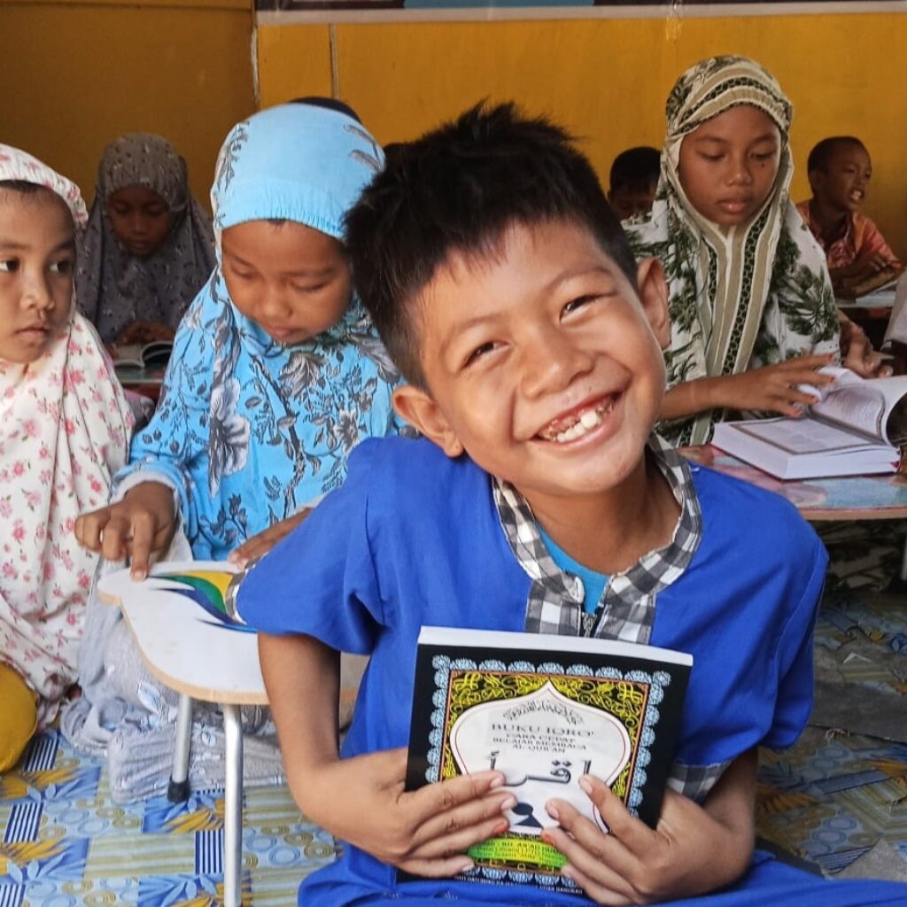PT DIB Lengkapi Fasilitas Belajar Tujuh TPA di Desa Pelapis Untuk Memperkuat Pendidikan