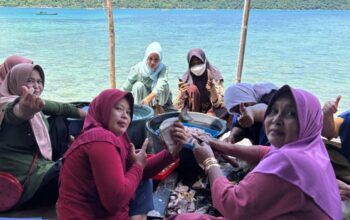 PT DIB Bawa Semangat Baru Bagi Nelayan Dan Ibu Rumah Tangga Desa Pelapis