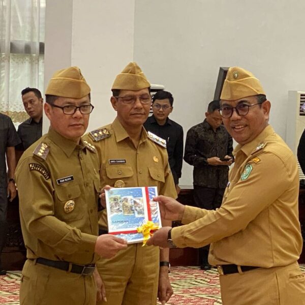 Selesai Retret, Bupati dan Wakil Bupati Kayong Utara Langsung Sertijab