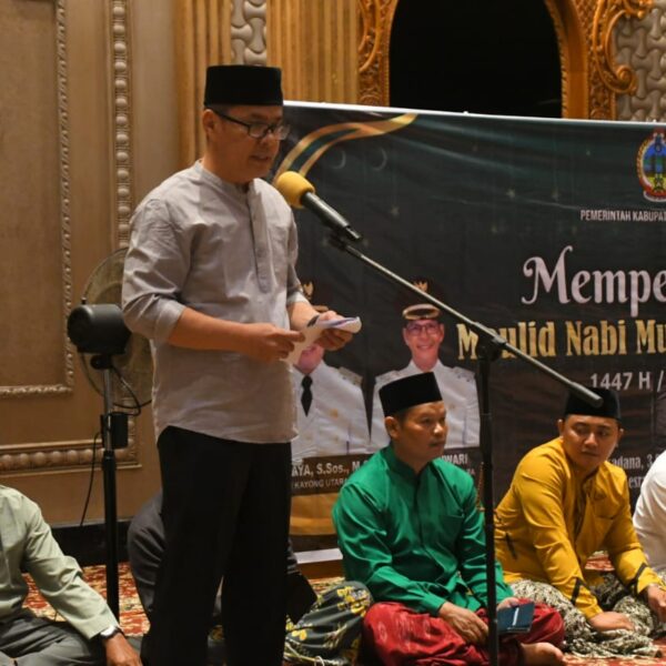 Bupati Romi: Maulid Nabi Momentum Meneguhkan Persatuan dan Kepedulian Sosial