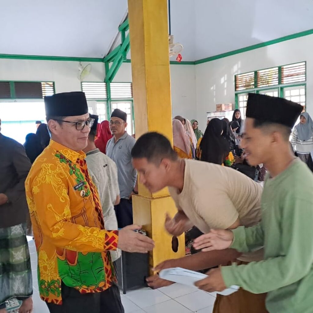 Bupati Romi Motivasi Kafilah Kayong Utara di Ajang MTQ: Raih Prestasi, Utamakan Ridho Allah