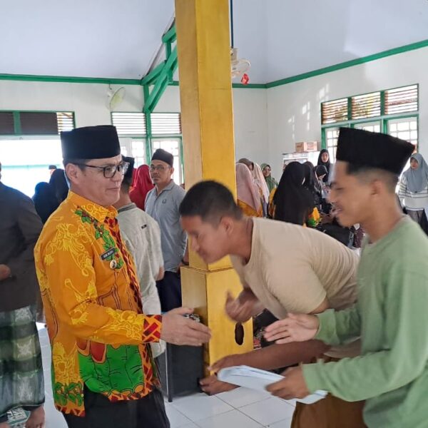 Bupati Romi Motivasi Kafilah Kayong Utara di Ajang MTQ: Raih Prestasi, Utamakan Ridho Allah