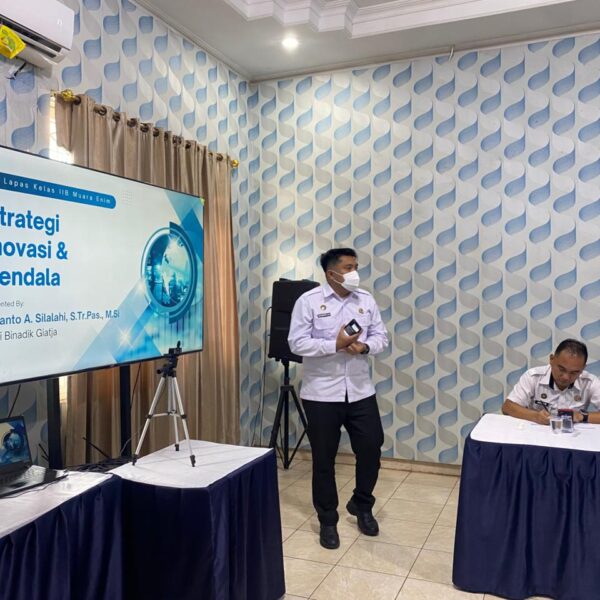 Genap 1 Bulan Kepemimpinan, Kalapas Muara Enim Auliya Zulfahmi Lakukan Evaluasi Kinerja Seluruh Bidang