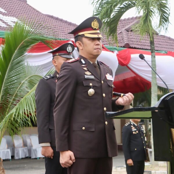 Kapolres Lampung Tengah Pimpin Upacara Peringatan Hari Bela Negara ke-77
