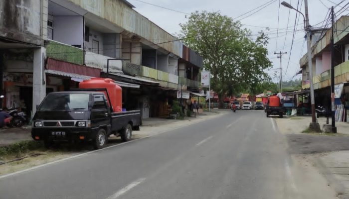 Krisis Air Bersih di Sukadana: Warga Tidak Butuh Janji. Mereka Butuh Air Yang Benar-Benar Mengalir