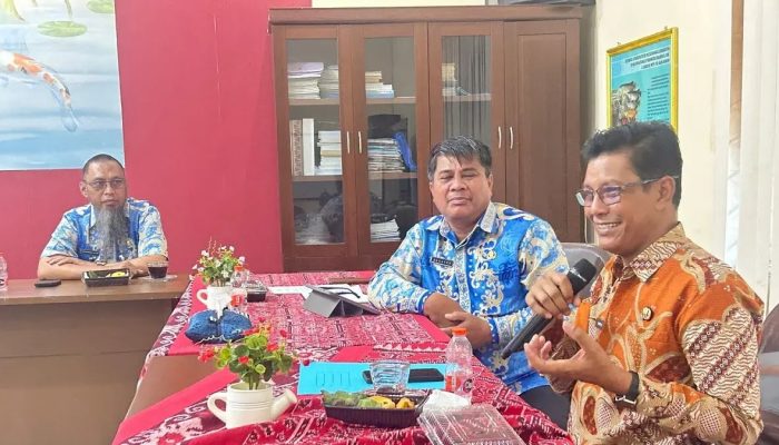Perkuat Sinergi Pengembangan Sektor Perikanan, Wabup Amru Audiensi dengan DKP Provinsi Kalbar