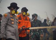 Menembus Asap Pelang, Bupati Ketapang dan Forkopimda Turun Langsung Padamkan Karhutla